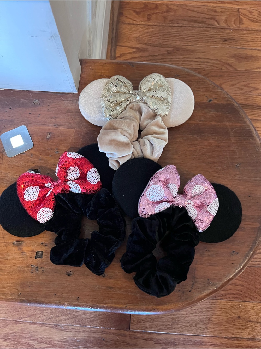 Set of 3 Classic Disney Minnie Ear Scrunchies